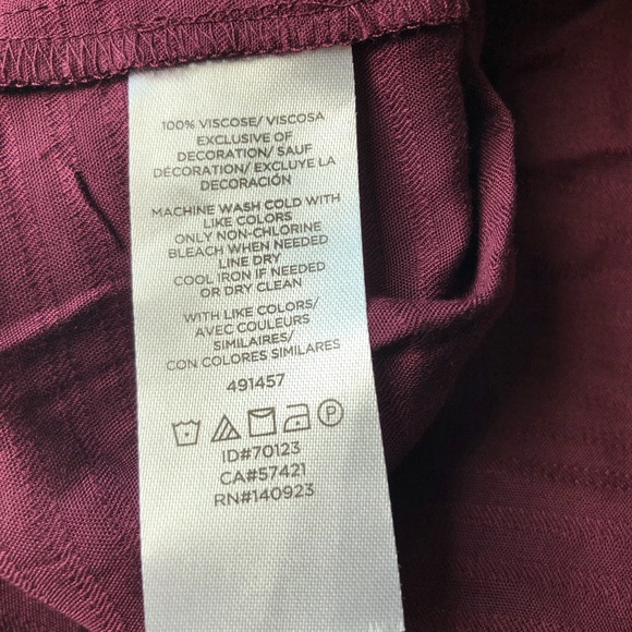 LOFT Lacy Peplum Blouse - Picture 7 of 8